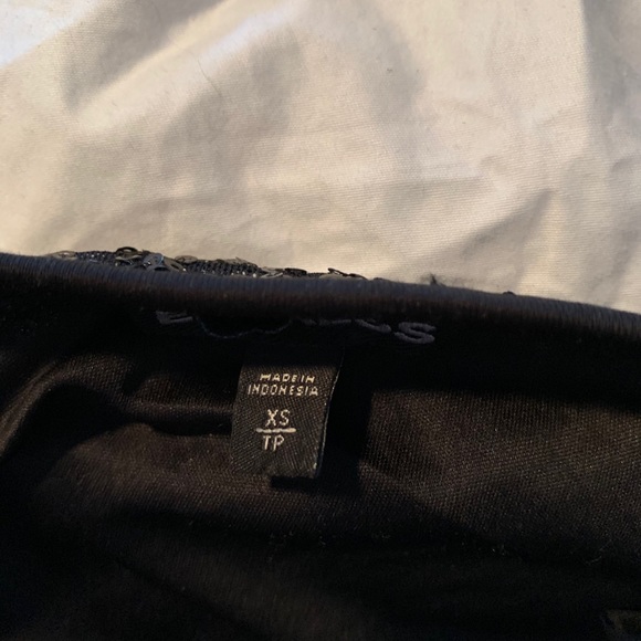 Sparkly black express skirt - Picture 5 of 6